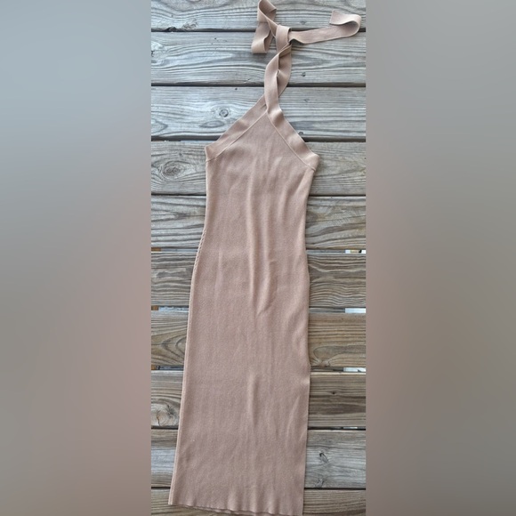 Aritzia Dresses & Skirts - Wilfred Aritzia Ribbed Halter Midi Dress | Bodycon Slit Neutral